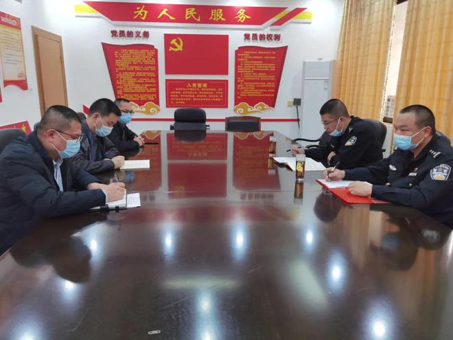 賀州交警創新宣傳形式，交通安全進社區進企業顯實效